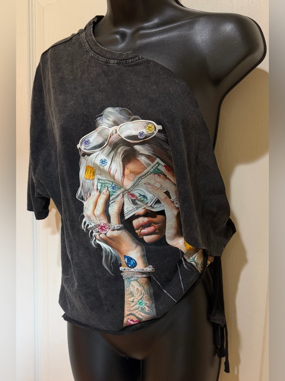 Black Graphic Money Face Portrait graphic tee size M - Picture 3 of 5